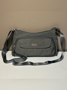 Baggallini Nylon Everyday Bag Cross Body Bag Purse Gray Leopard Print Travel